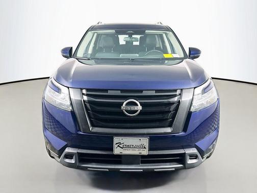 2022 Nissan Pathfinder SV 2WD