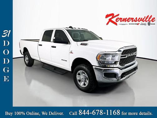 Bright White Clearcoat 2022 RAM 3500 Tradesman Crew Cab 4x4 8' Box