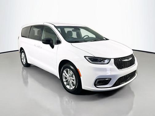 2026 Chrysler Pacifica L