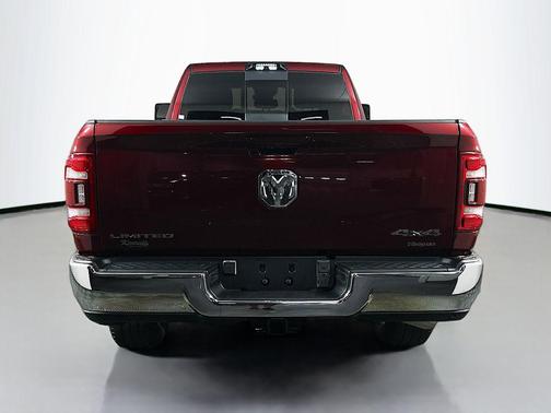 Delmonico Red Pearlcoat 2024 RAM 3500 Limited Crew Cab 4x4 8' Box