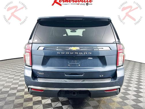 2021 Chevrolet Suburban LT