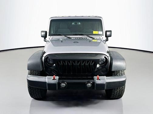 Billet Silver Metallic Clearcoat 2017 Jeep Wrangler Unlimited Willy Wheeler 4x4