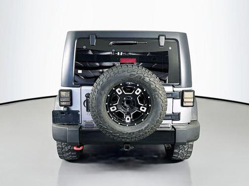 Billet Silver Metallic Clearcoat 2017 Jeep Wrangler Unlimited Willy Wheeler 4x4