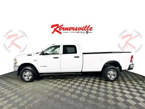2022 RAM 2500 Tradesman Crew Cab 4x4 8' Box