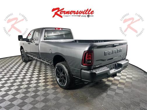 2026 RAM 3500 Big Horn Crew Cab 4x4 8' Box