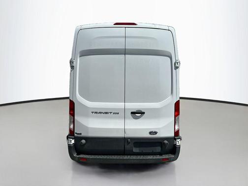 OXFORD WHITE 2017 Ford Transit-250 Base