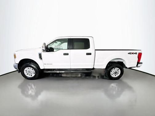 OXFORD WHITE 2019 Ford F-250 XLT