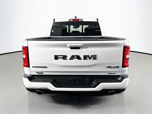 Bright White Clearcoat 2026 RAM 1500 Laramie
