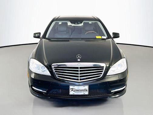 Black 2011 Mercedes-Benz S-Class 4MATIC