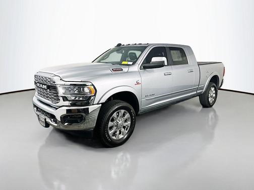 Billet Silver Metallic Clearcoat 2021 RAM 3500 Limited Mega Cab 4x4 6'4' Box
