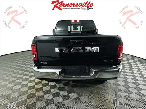 2025 RAM 2500 Tradesman Crew Cab 4x4 6'4' Box
