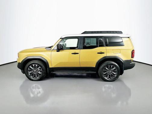 Trail Dust/Gray Scape 2025 Toyota Land Cruiser Base