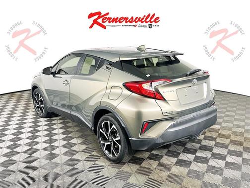 2021 Toyota C-HR XLE