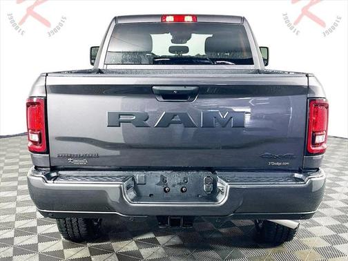 2025 RAM 2500 Big Horn Crew Cab 4x4 6'4' Box