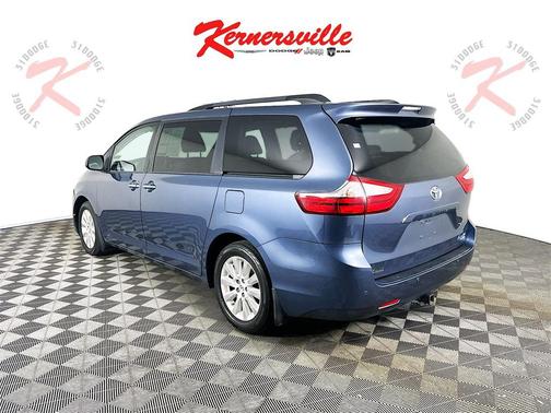 2015 Toyota Sienna XLE