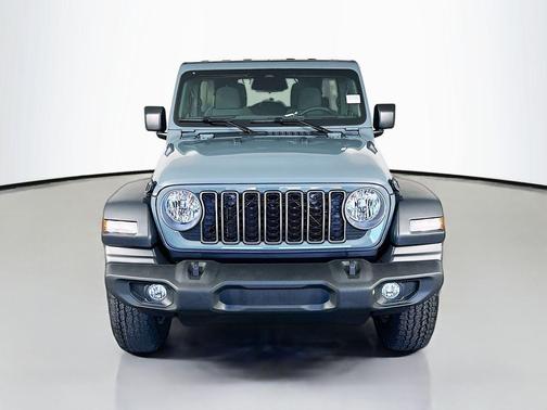 Anvil Clearcoat 2026 Jeep Wrangler Sport S