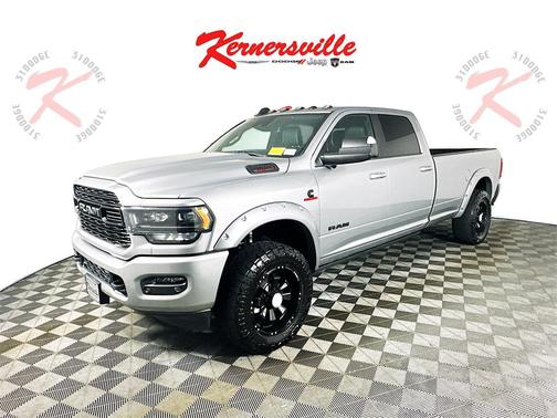 2022 RAM 3500 Limited Crew Cab 4x4 8' Box