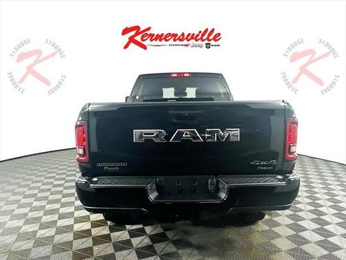 2025 RAM 2500 Big Horn Crew Cab 4x4 6'4' Box