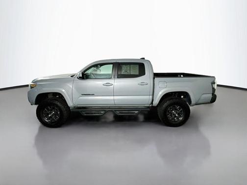 Cement 2021 Toyota Tacoma SR5