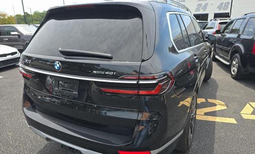 2024 BMW X7 xDrive40i
