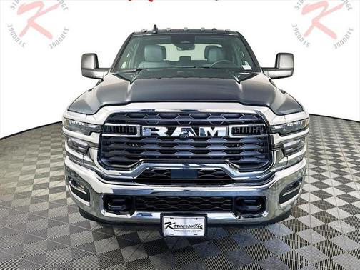 2025 RAM 2500 Tradesman Crew Cab 4x4 8' Box