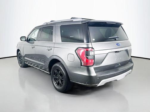 MAGNETIC METALLIC 2018 Ford Expedition Platinum