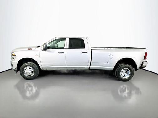 Silver Zynith 2026 RAM 3500 Tradesman Crew Cab 4x4 8' Box