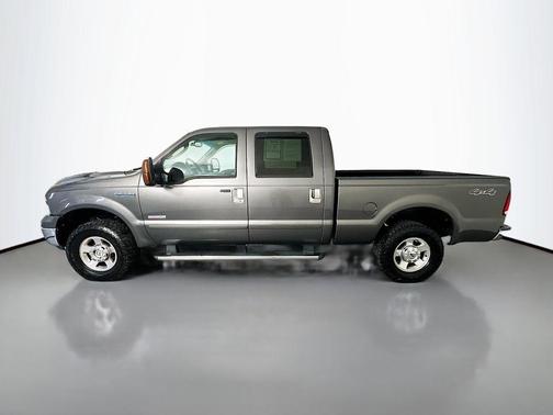 Gray 2005 Ford F-250 Lariat