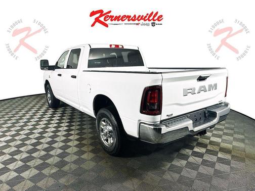 2025 RAM 2500 Tradesman Crew Cab 4x2 6'4' Box