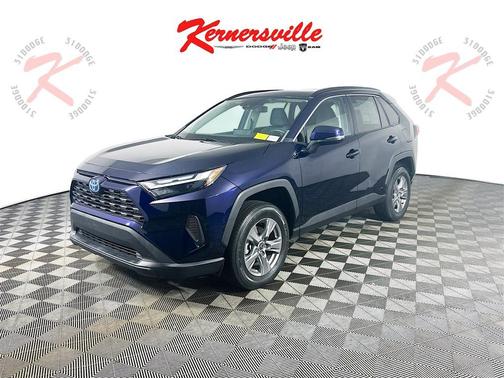 2022 Toyota RAV4 Hybrid XLE