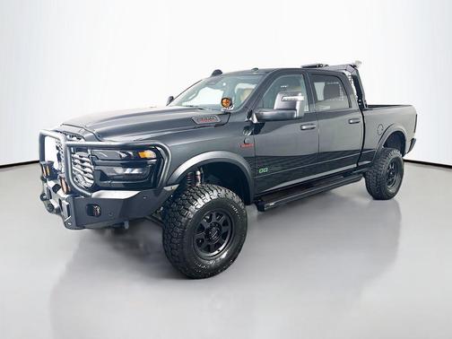 2025 RAM 2500 Big Horn Crew Cab 4x4 6'4' Box