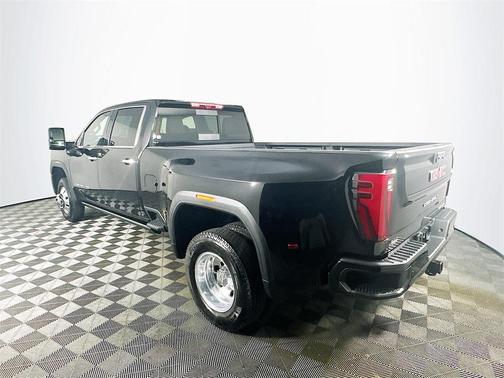 2025 GMC Sierra 3500 Denali