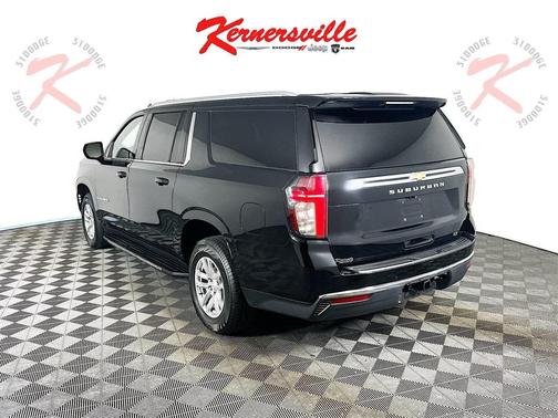 2023 Chevrolet Suburban LT