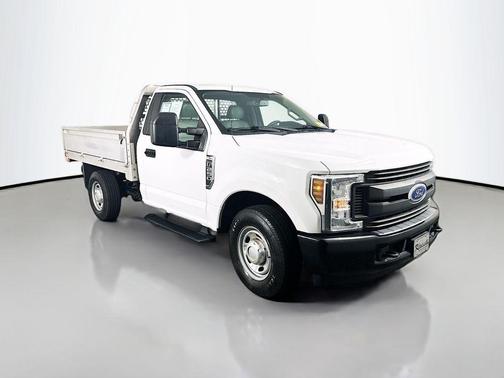 OXFORD WHITE 2019 Ford F-250 XL