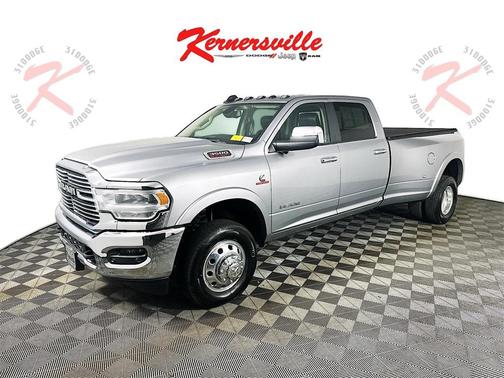2019 RAM 3500 Laramie Crew Cab 4x4 8' Box