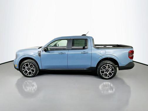 Azure Gray Metallic Tri-Coat 2026 Ford Maverick Lariat