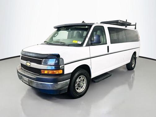 2022 Chevrolet Express 2500 RWD 2500 Extended Wheelbase WT