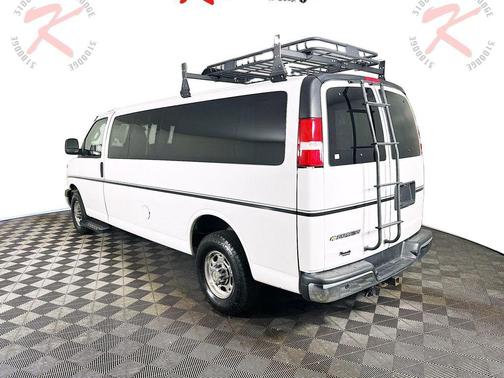 2022 Chevrolet Express 2500 RWD 2500 Extended Wheelbase WT