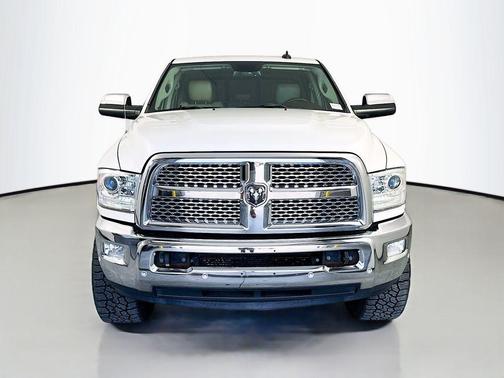 Pearl White 2017 RAM 2500 Laramie Crew Cab 4x4 6'4' Box