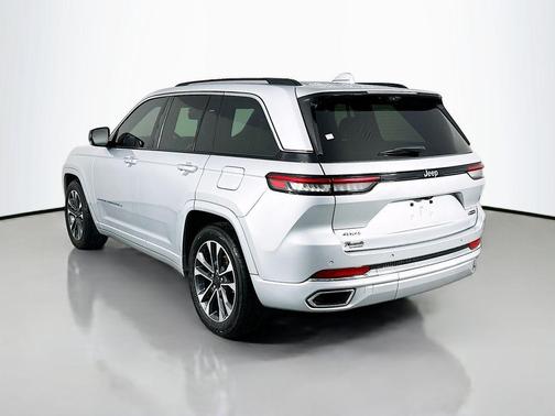 Silver Zynith 2022 Jeep Grand Cherokee Overland