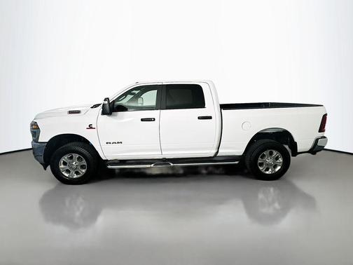 Bright White Clearcoat 2025 RAM 2500 Big Horn Crew Cab 4x4 6'4' Box
