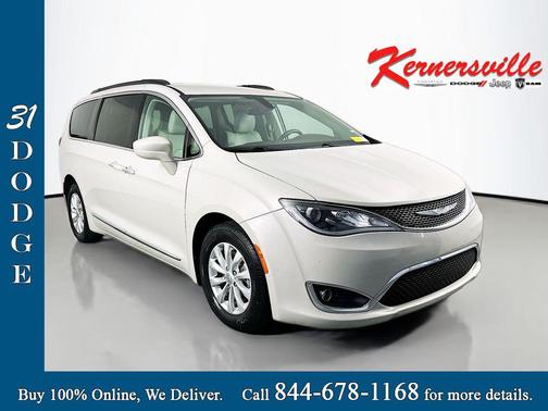 Tusk White 2017 Chrysler Pacifica Touring-L