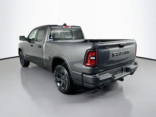 Granite Crystal Metallic Clearcoat 2026 RAM 1500 Big Horn/Lone Star