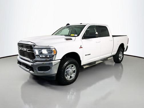 Bright White Clearcoat 2020 RAM 2500 Big Horn Crew Cab 4x4 6'4' Box
