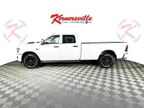 2026 RAM 2500 Black Express Crew Cab 4x2 8' Box