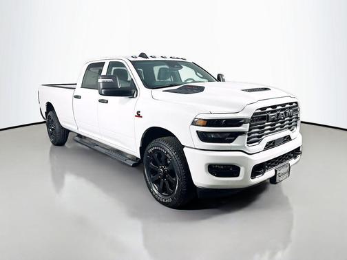 Bright White Clearcoat 2026 RAM 2500 Black Express Crew Cab 4x2 8' Box