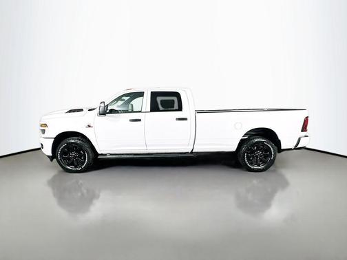 2026 RAM 2500 Black Express Crew Cab 4x2 8' Box