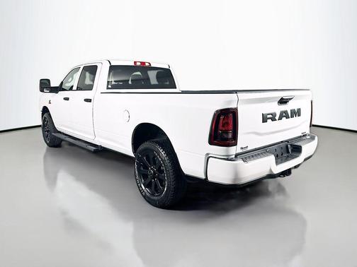 2026 RAM 2500 Black Express Crew Cab 4x2 8' Box