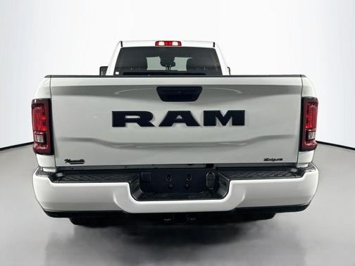 2026 RAM 2500 Black Express Crew Cab 4x2 8' Box
