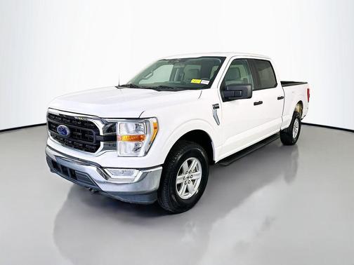 OXFORD WHITE 2022 Ford F-150 XLT